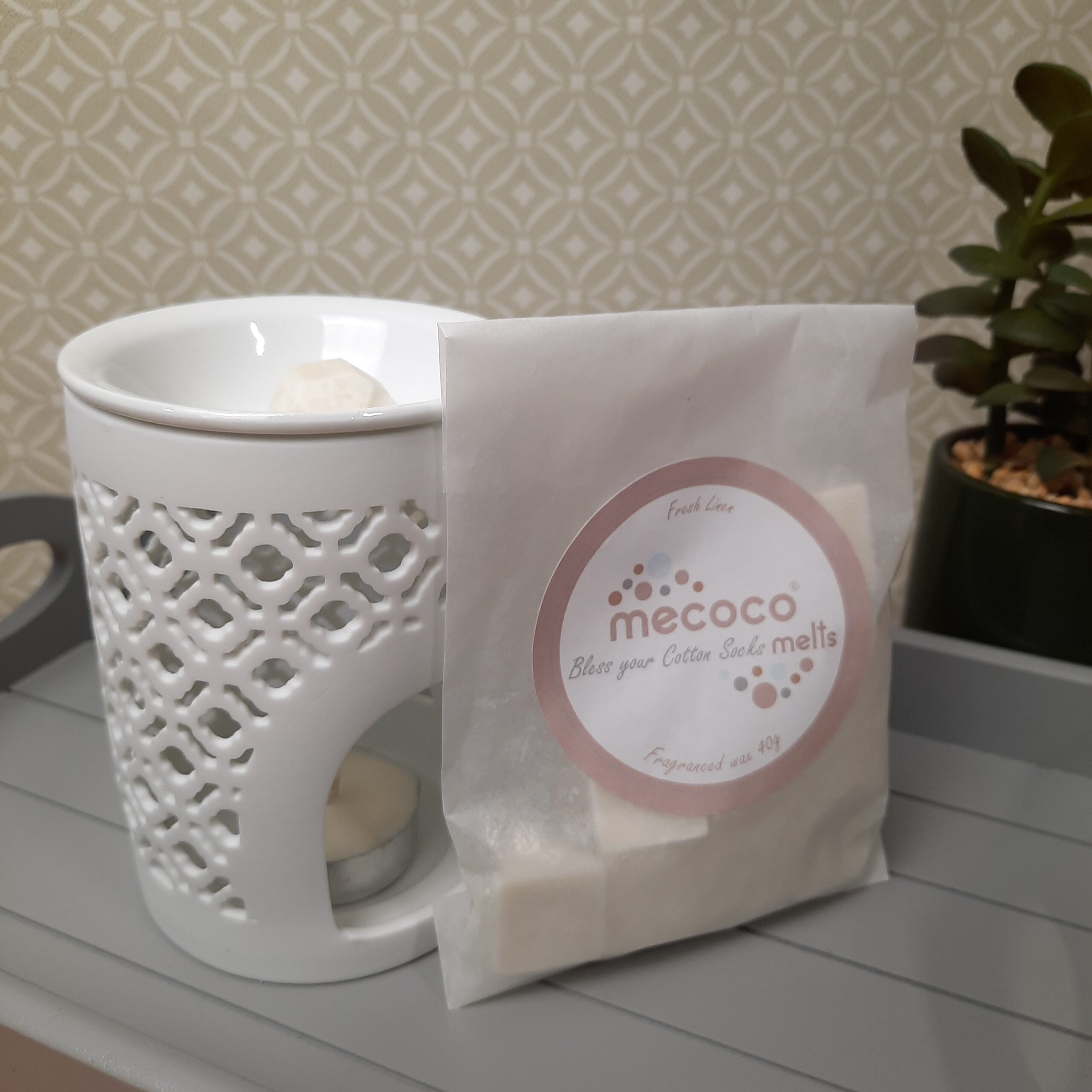 Bless your Cotton Socks / Fresh Linen, Beige Scented Soy Wax Melts refill bag - Image 3