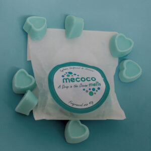 A Drop in the Ocean / Rocksalt & Driftwood, Blue Scented Soy Wax Melts refill bag